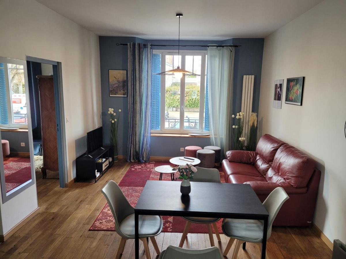 Appartements Cdg Joigny Bagian luar foto